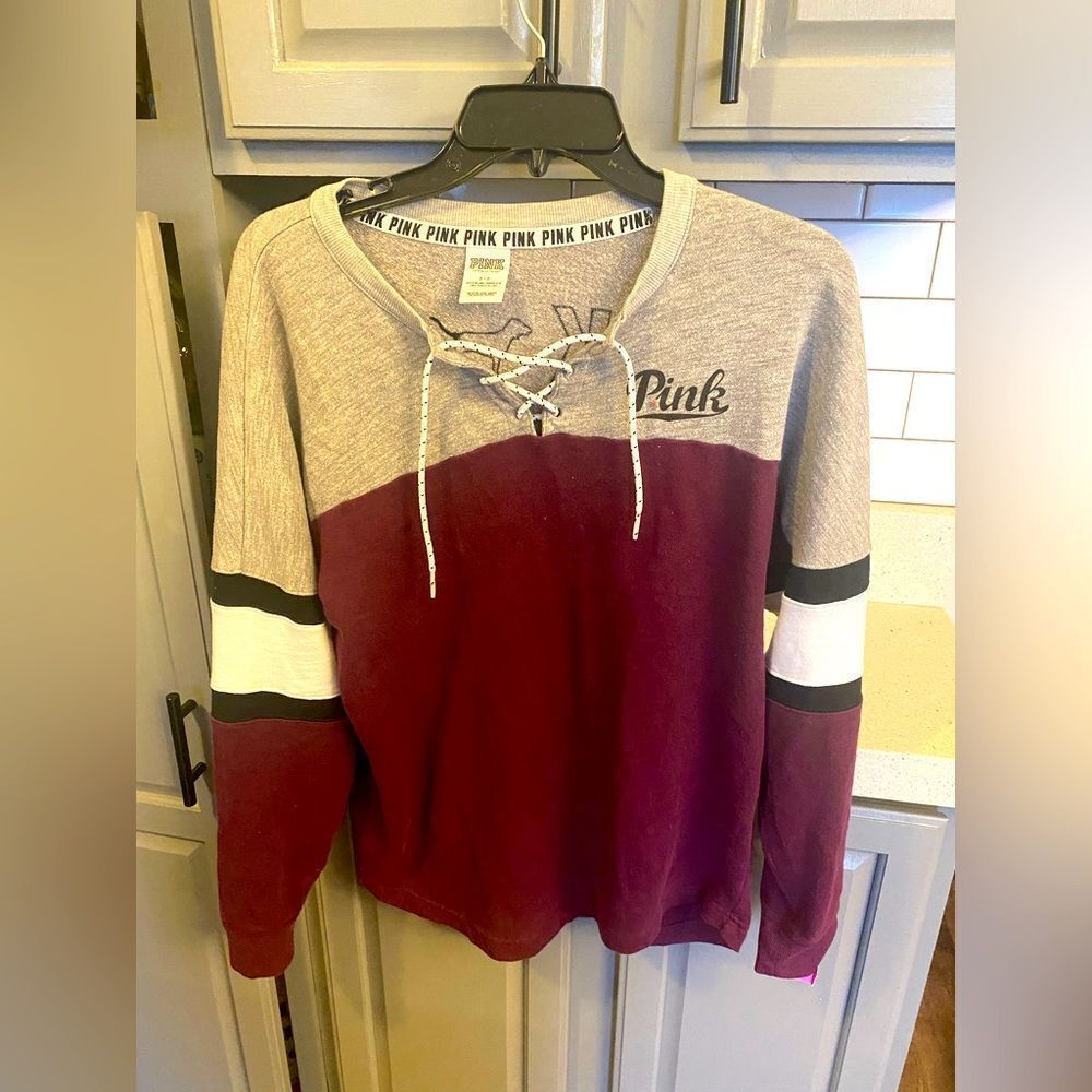 Women’s Victoria’s Secret Pink Light Sweatshirt